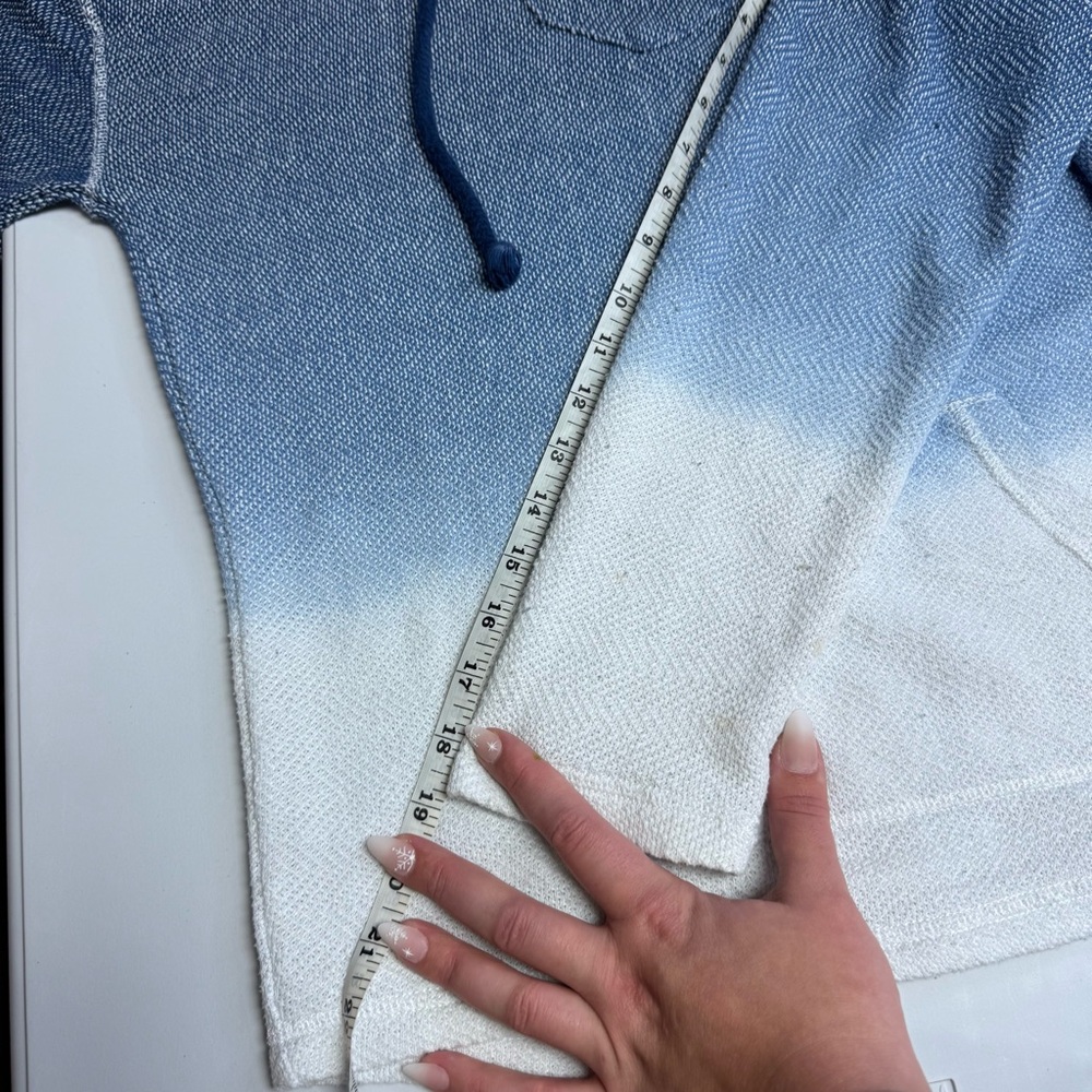 Ocean Drive Blue and White Ombre V-Neck hooded sweatshirt Size Small oversized - Picture 8 of 8